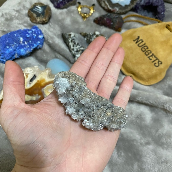 Raw Celestite Geode Druzy Crystal - Picture 2 of 8